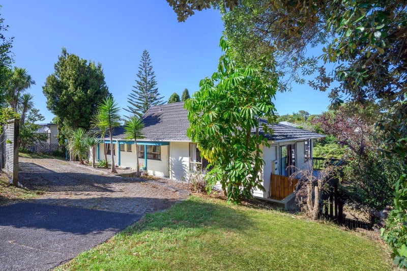 28 Glamorgan Drive, Torbay, Auckland - Carousel 1