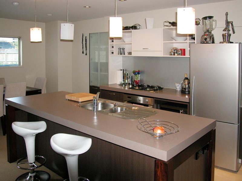 18/21 Hunters Park Drive, Three Kings, Auckland - Carousel 1