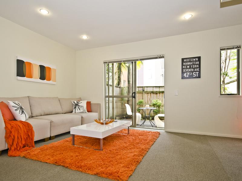 39/21 Hunters Park Drive, Three Kings, Auckland - Carousel 2
