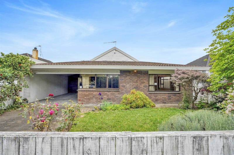 61 Sare Crescent, Fairfield, Hamilton - Carousel 1