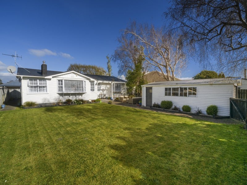 68 Ferguson Street, Awapuni, Palmerston North - Carousel 14
