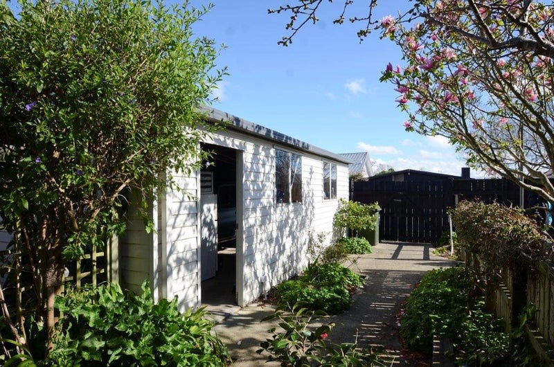 80 Chelwood Street, Takaro, Palmerston North - Carousel 19