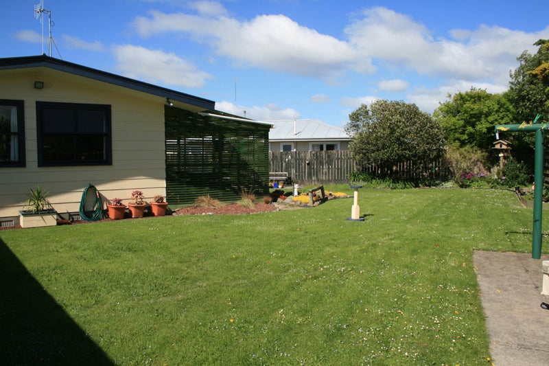 10 Motuoapa Place, Kelvin Grove, Palmerston North - Carousel 9