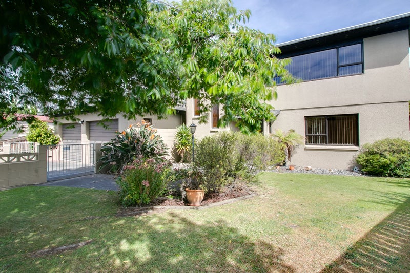 4 Anthony Place, Bay View, Napier - Carousel 2