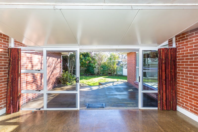 63 Evesham Crescent, Spreydon, Christchurch - Carousel 2