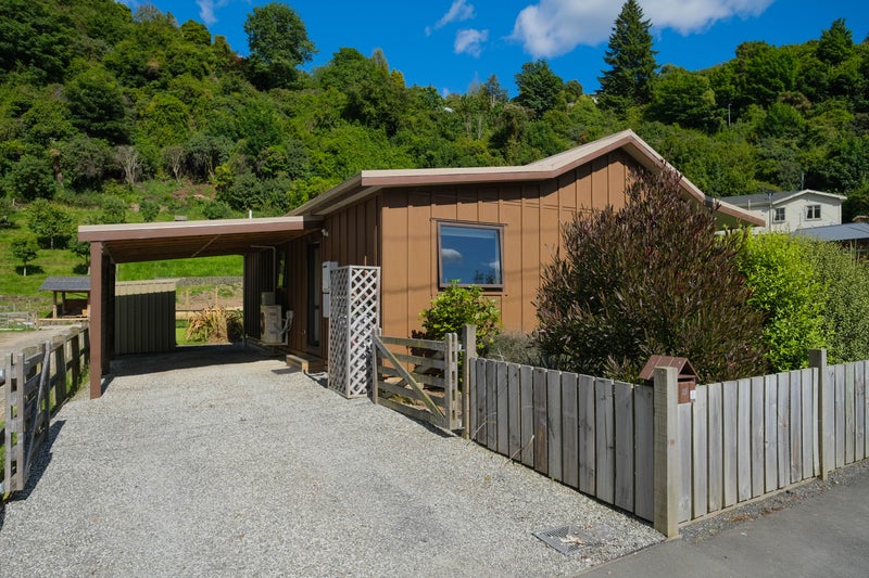 15 Rockside Road, Glenleith, Dunedin - Carousel 2