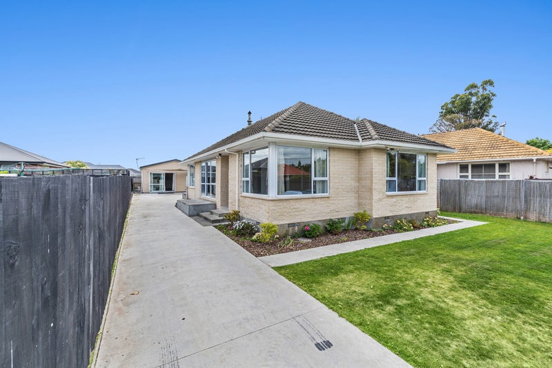 8 Clearbrook Street, Shirley, Christchurch - Carousel 1