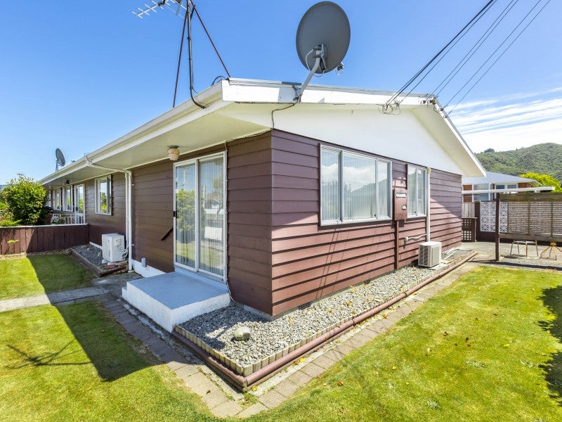 67C KOWHAI AVE, CENTRAL, UPPER HUTT - Carousel 12