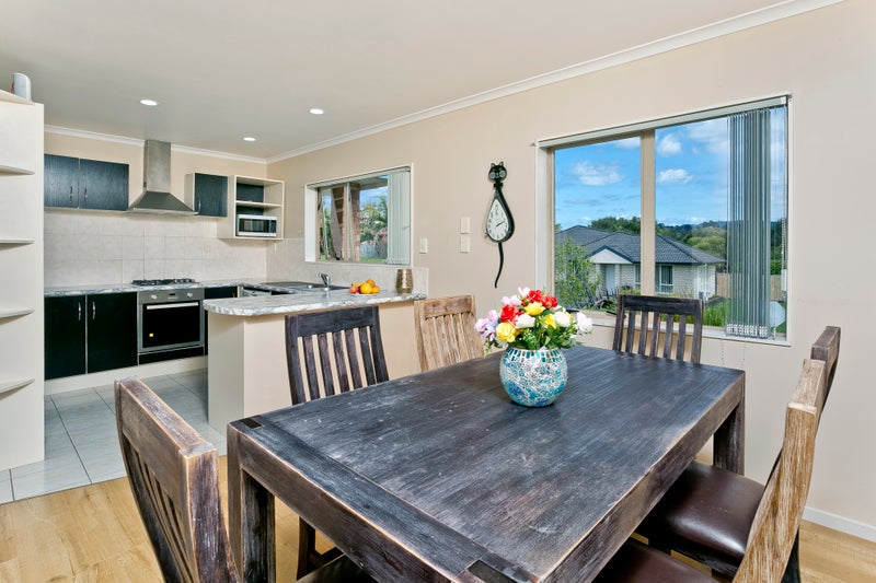 29 Gendo Avenue, Henderson, Auckland - Carousel 24