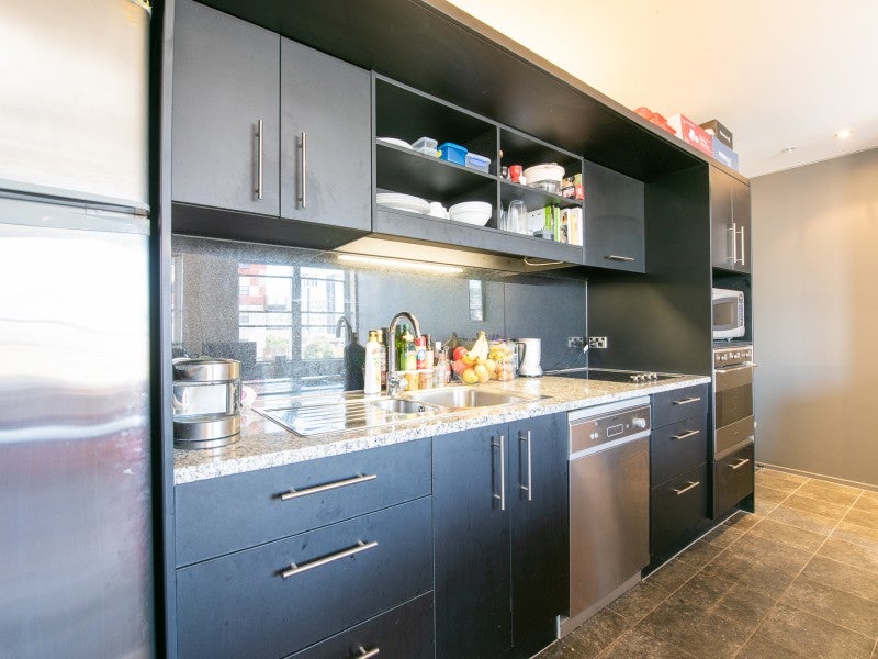 3B/123 Molesworth Street, Thorndon, Wellington - Carousel 2