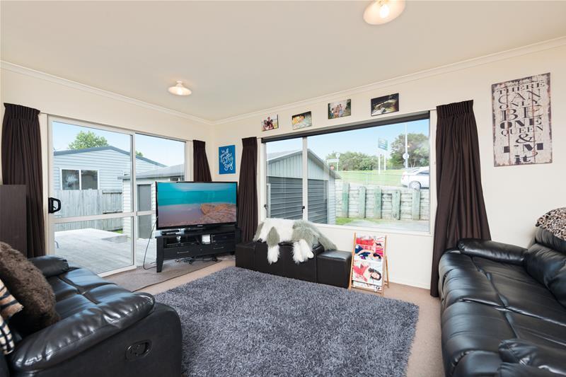 2 Kelvin Way, Judea, Tauranga - Carousel 2