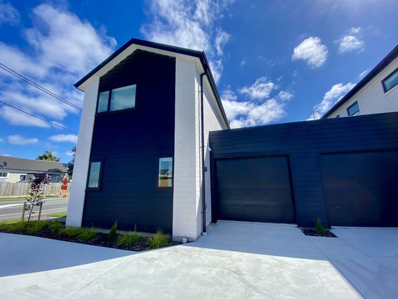 30A Hills Road, Edgeware, Christchurch - Carousel 1