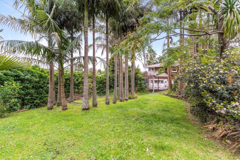 18 Triangle Road, Massey, Auckland - Carousel 12