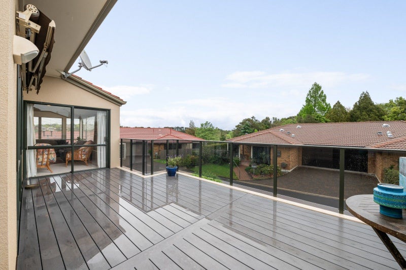 62 Grosvenor Gardens, Flagstaff, Hamilton - Carousel 3