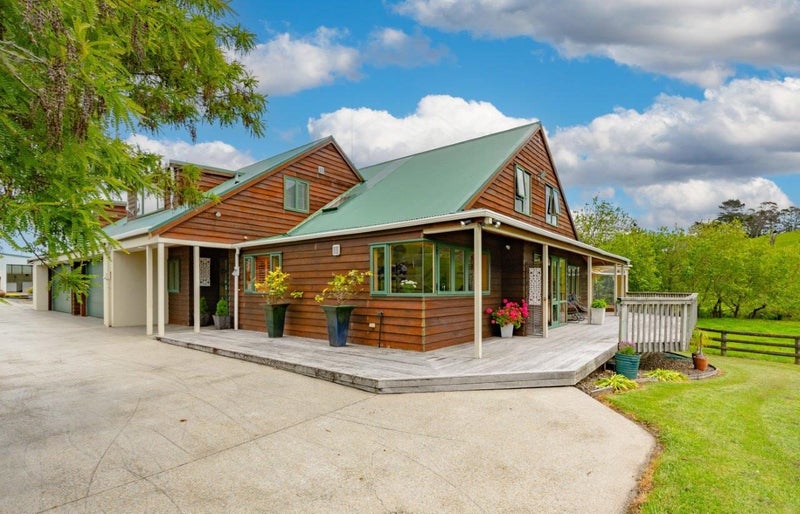 136 Muriwai Road, Waimauku, Waimauku - Carousel 2