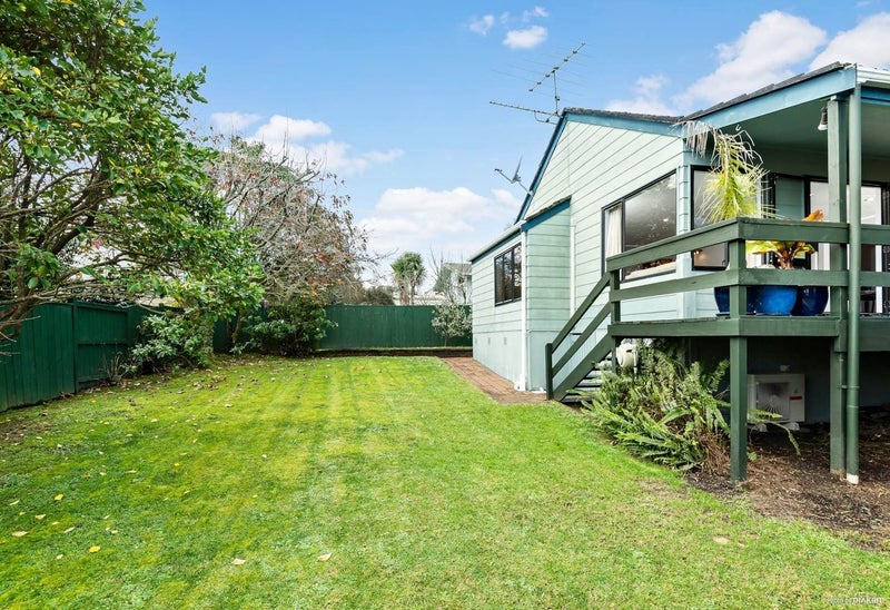 13 Sunward Rise, Glenfield, Auckland - Carousel 16