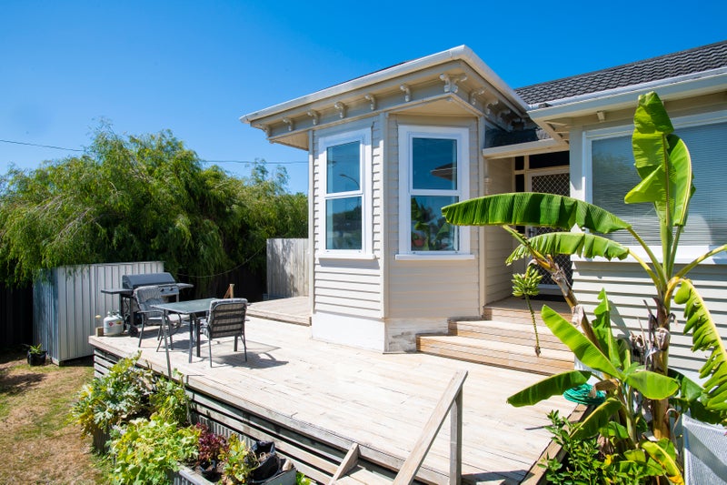 1 Roberts Road, Awapuni, Gisborne - Carousel 1