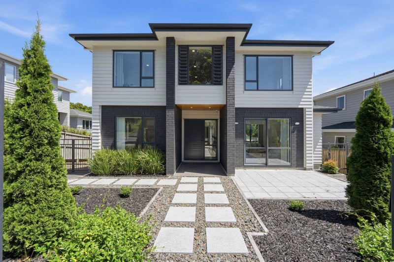 18 Newport Place, Forrest Hill, Auckland - Carousel 1