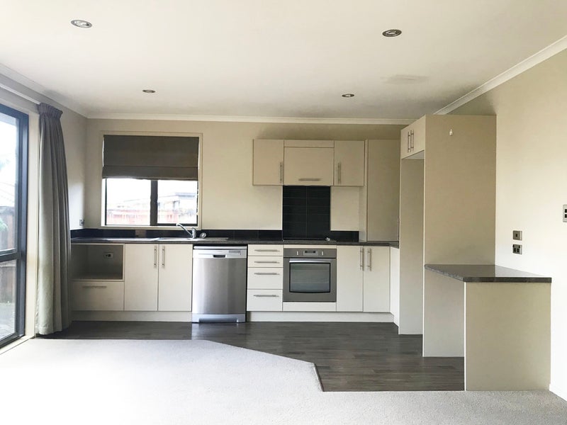 4/31 Jones Crescent, Melville, Hamilton - Carousel 2