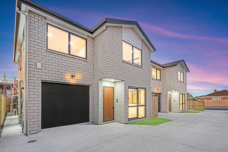 16D Buckland Road, Mangere East, Auckland - Carousel 1