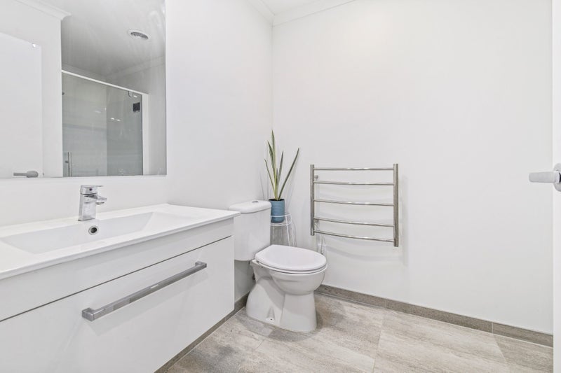 30A Biplane Street, Takanini, Auckland - Carousel 12