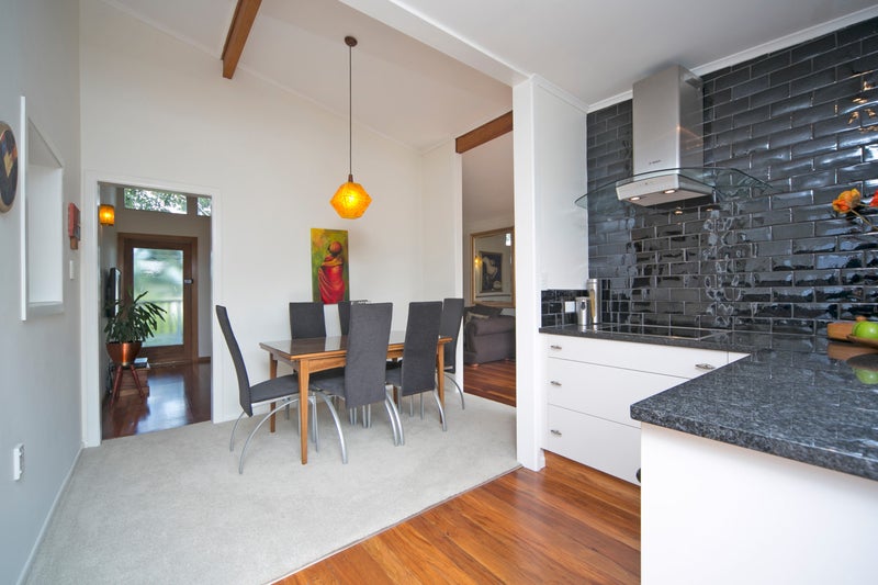 28 Rosamund Avenue, New Windsor, Auckland - Carousel 2