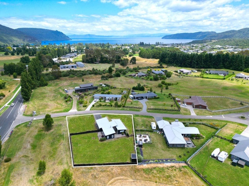 2/500 Kinloch Road, Taupo - Carousel 2
