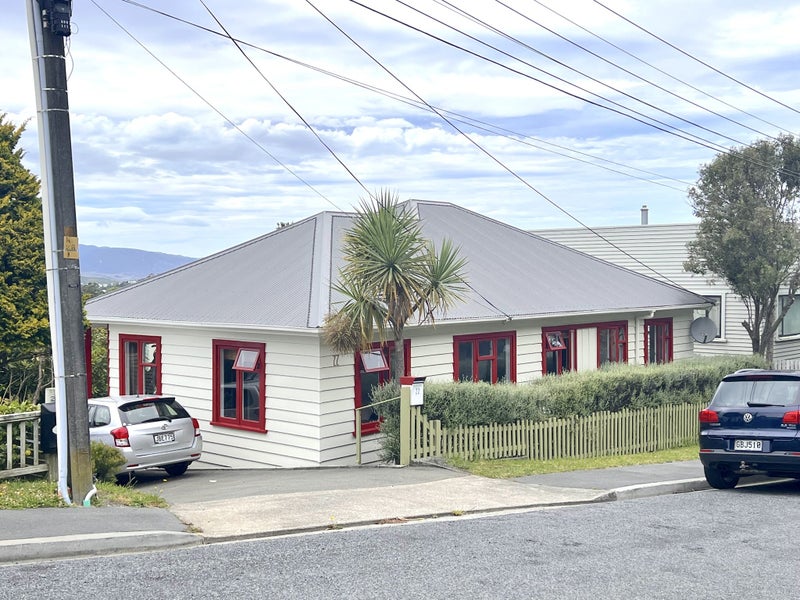 22 Whaui Street, Vogeltown, Wellington - Carousel 1