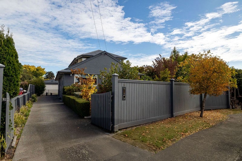 14 Joyce Crescent, Ilam, Christchurch - Carousel 1