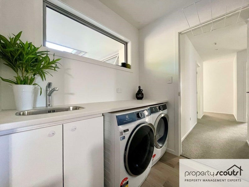 55B Paynters Avenue, Strandon, New Plymouth - Carousel 20