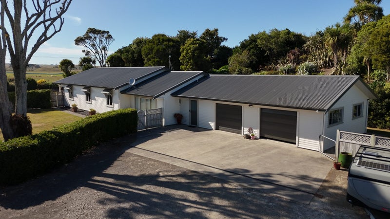 6139 South Road, Rahotu, Opunake - Carousel 2