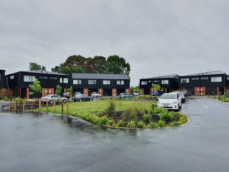 20 Jaspers Way, Huntington, Hamilton - Carousel 1