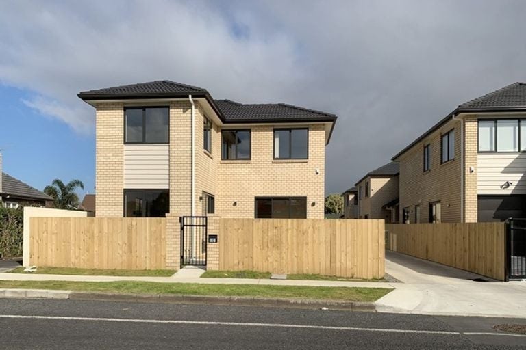 59F Wintere Road, Papatoetoe, Auckland - Carousel 1