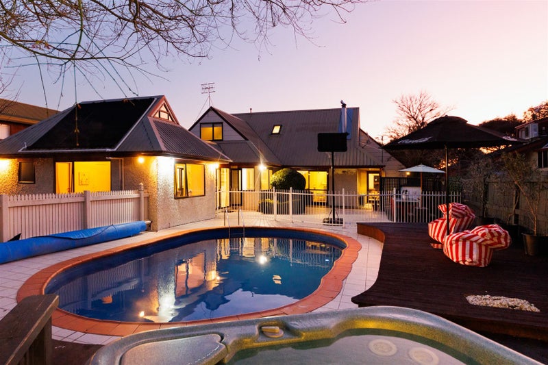 11 Baton Place, Highbury, Palmerston North - Carousel 1