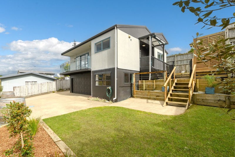 6B Ranginui Road, Welcome Bay, Tauranga - Carousel 1