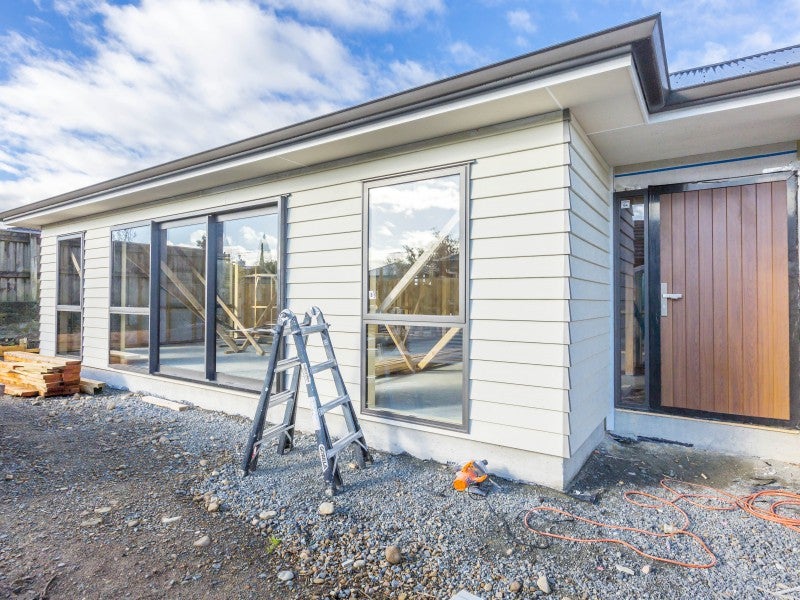 16A Ebdentown Street, Ebdentown, Upper Hutt - Carousel 2