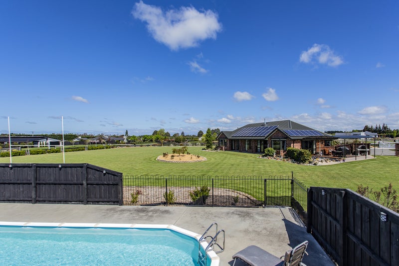 2 Joy Place, Rangiora - Carousel 1