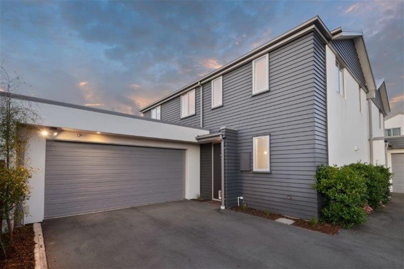6 Sienna Court, Aidanfield, Christchurch - Carousel 2