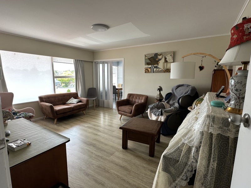 13 Ervine Place, Bucklands Beach, Auckland - Carousel 2