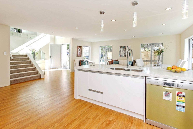 1112A New North Road, Mount Albert, Auckland - Carousel 2