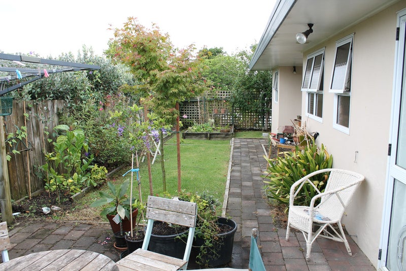 10/10 Gerard Way, Meadowbank, Auckland - Carousel 2