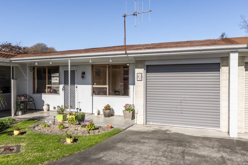 2/208 Wolseley Street, Mayfair, Hastings - Carousel 2