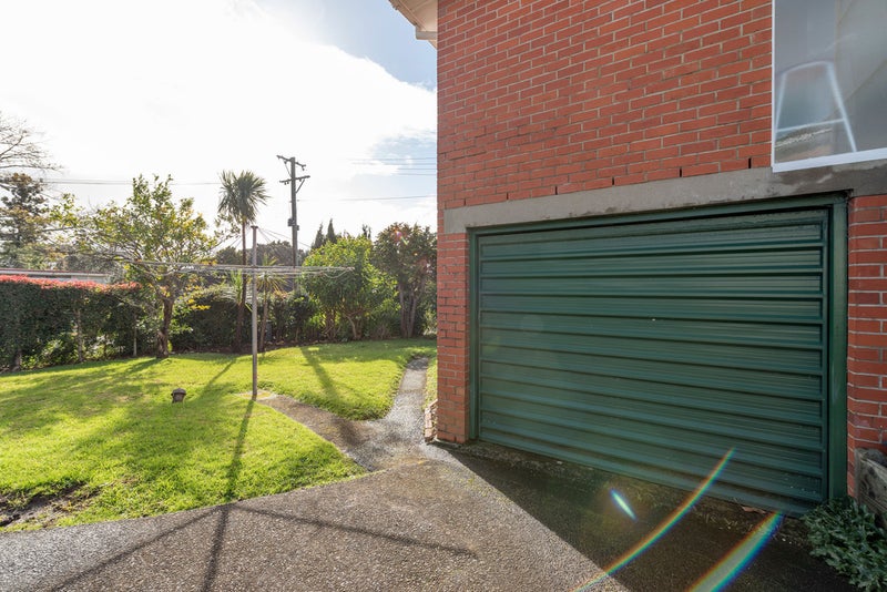 12C Dorchester Street, Meadowbank, Auckland - Carousel 14