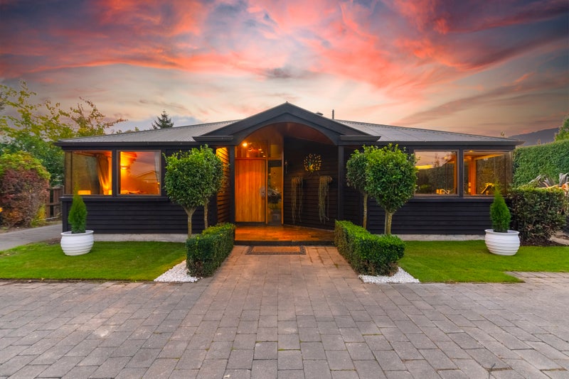 40 Steadman Road, Broomfield, Christchurch - Carousel 1