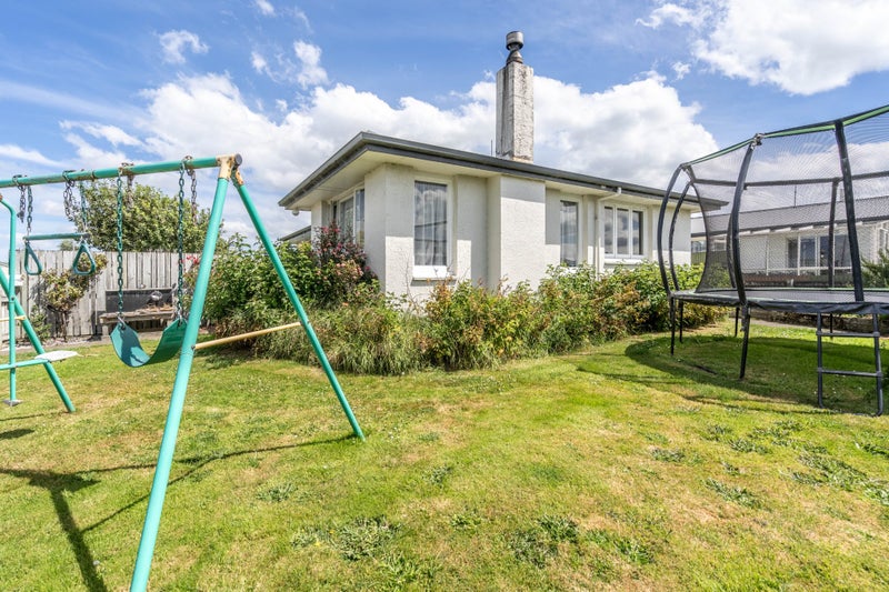 6 Nevis Crescent, Grasmere, Invercargill - Carousel 1