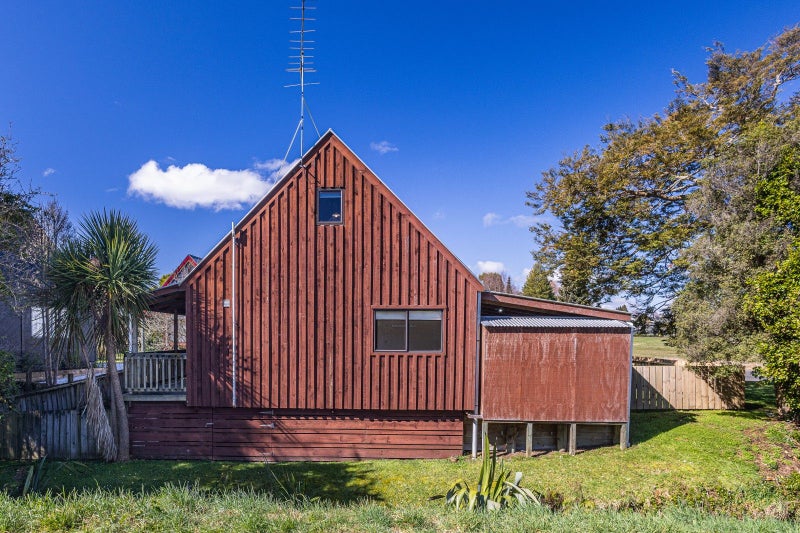 1 Park Avenue, Ohakune, Ohakune - Carousel 29