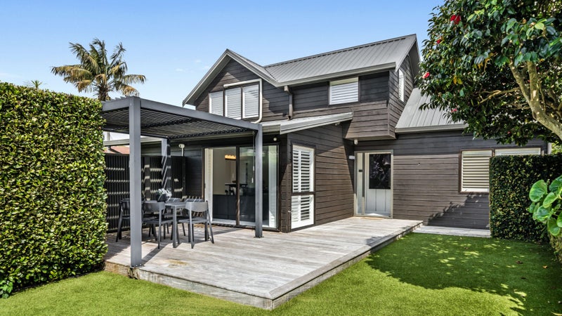 24 Crescent Road, Parnell, Auckland - Carousel 1