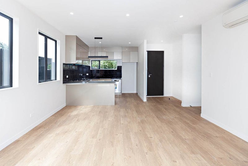 24D Canberra Avenue, Lynfield, Auckland - Carousel 2