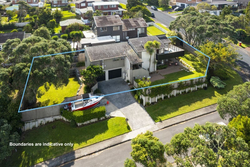 1 Busbridge Place, Hillcrest, Auckland - Carousel 1