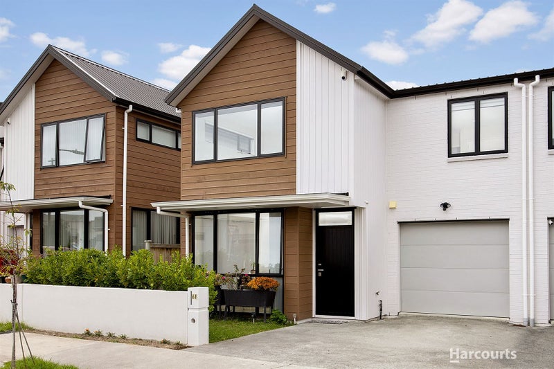 68 Seafarer Crescent, Stanmore Bay, Whangaparaoa - Carousel 1